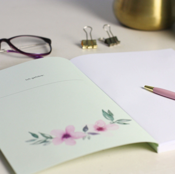 Notizbuch A5 blanko – florales Softcover für Gedanken & Ideen